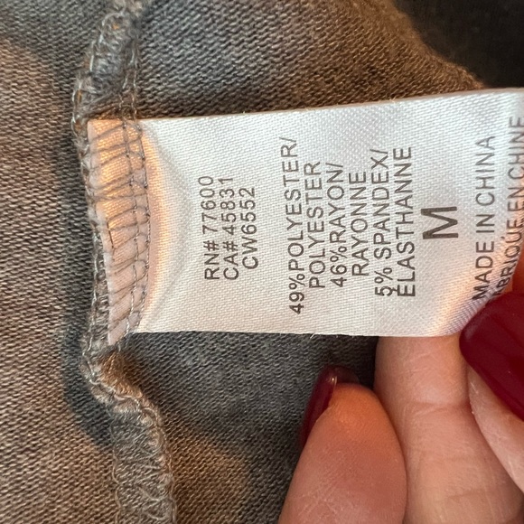 Chaser Girls can do Anything Sweatshirt sz Medium - Picture 8 of 11